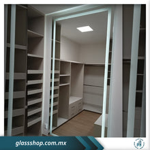 Cargar imagen en el visor de la galería, Espejo de 6mm, Cenefa y luz LED por M2