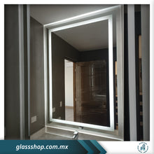 Cargar imagen en el visor de la galería, Espejo de 6mm, Cenefa y luz LED por M2