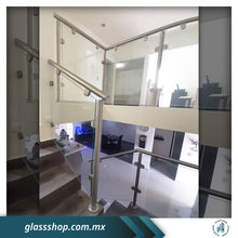 Cargar imagen en el visor de la galería, Barandal de 10mm templado con postes de acero inoxidable de 2" por M2