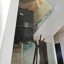 Cargar imagen en el visor de la galería, Barandal Tipo Cacheteado de 10 mm por M2