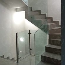 Cargar imagen en el visor de la galería, Barandal Tipo Cacheteado de 10 mm por M2