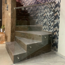 Cargar imagen en el visor de la galería, Barandal Tipo Cacheteado de 10 mm por M2