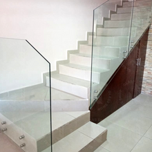 Cargar imagen en el visor de la galería, Barandal Tipo Cacheteado de 10 mm por M2