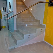 Cargar imagen en el visor de la galería, Barandal Tipo Cacheteado de 10 mm por M2