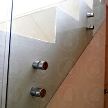 Cargar imagen en el visor de la galería, Barandal Tipo Cacheteado de 10 mm por M2