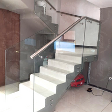 Cargar imagen en el visor de la galería, Barandal Tipo Cacheteado de 10 mm por M2