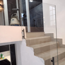 Cargar imagen en el visor de la galería, Barandal Flotado ó de Minipostes con cristal de 10mm por M2