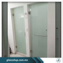 Cargar imagen en el visor de la galería, Cancel de Baño Puerta Batiente de 10 mm
